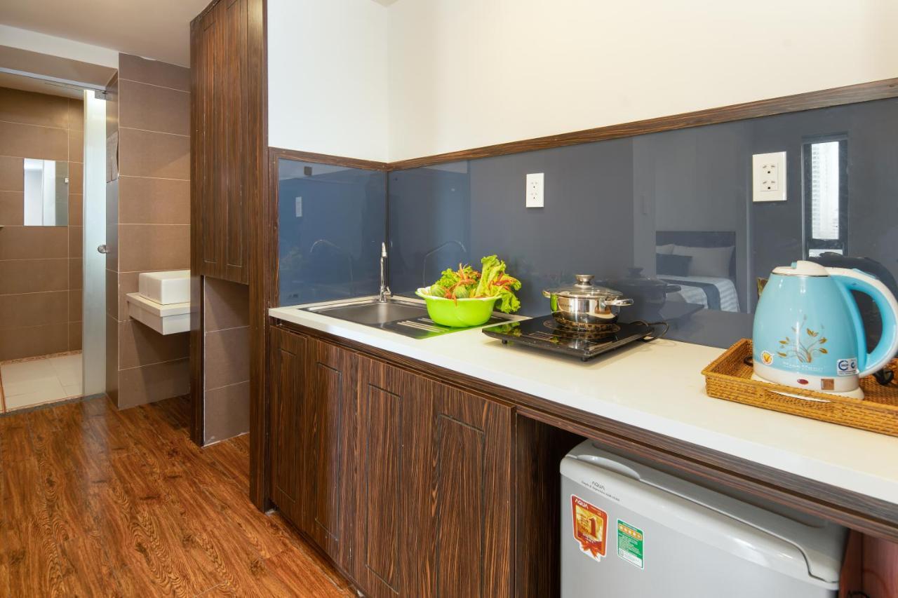 Delfino Hotel And Apartment Дананг Экстерьер фото